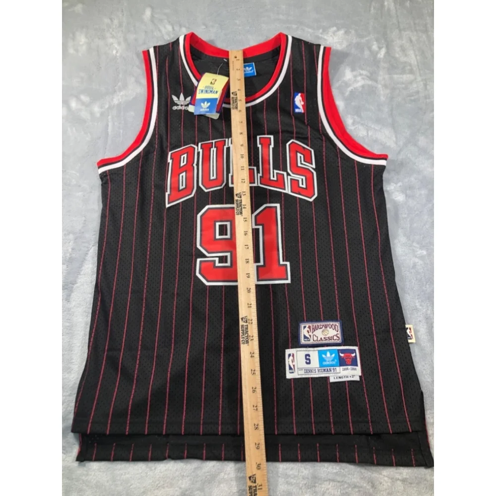 Adidas Hardwood Classics NBA Chicago Bulls #91 Dennis Rodman size small